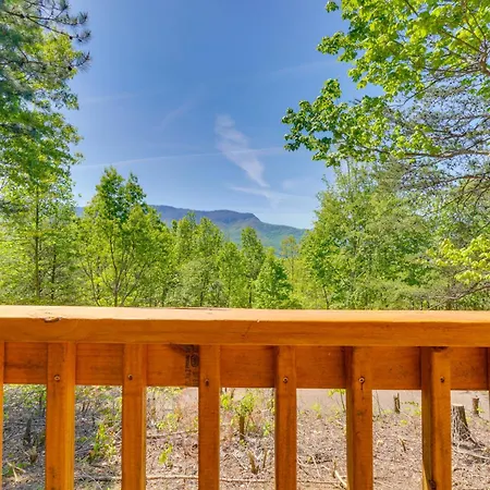 Gatlinburg Vacation Rental With Hot Tub And Game Room!